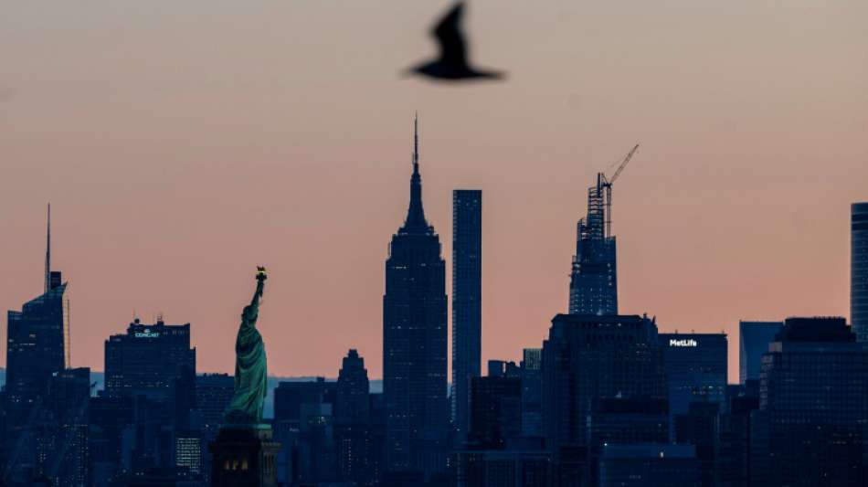 Zahl der Coronavirus-Todesfälle in New York auf über 10.000 angestiegen