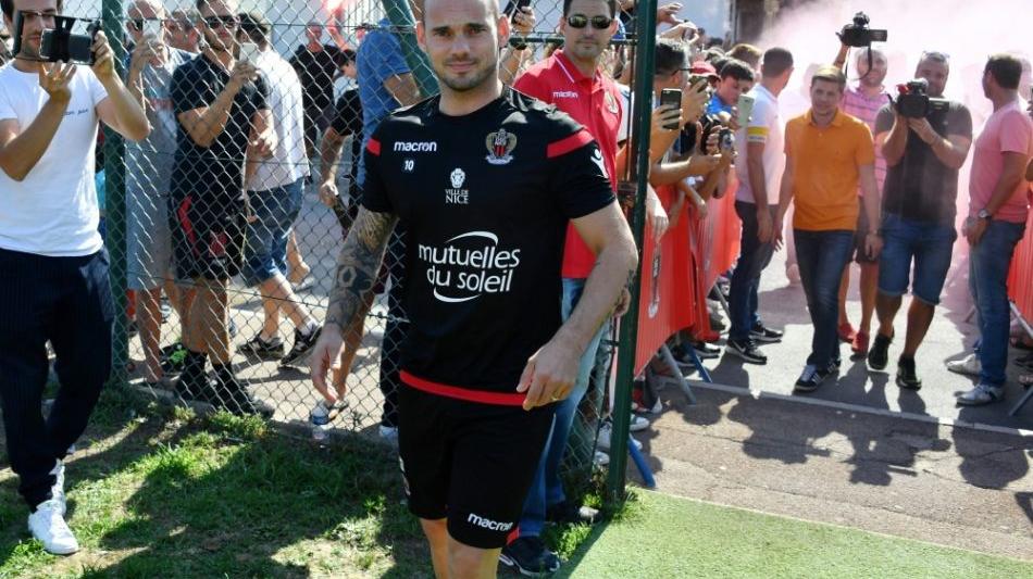 Fußball: OGC Nizza macht Sneijder-Verpflichtung perfekt