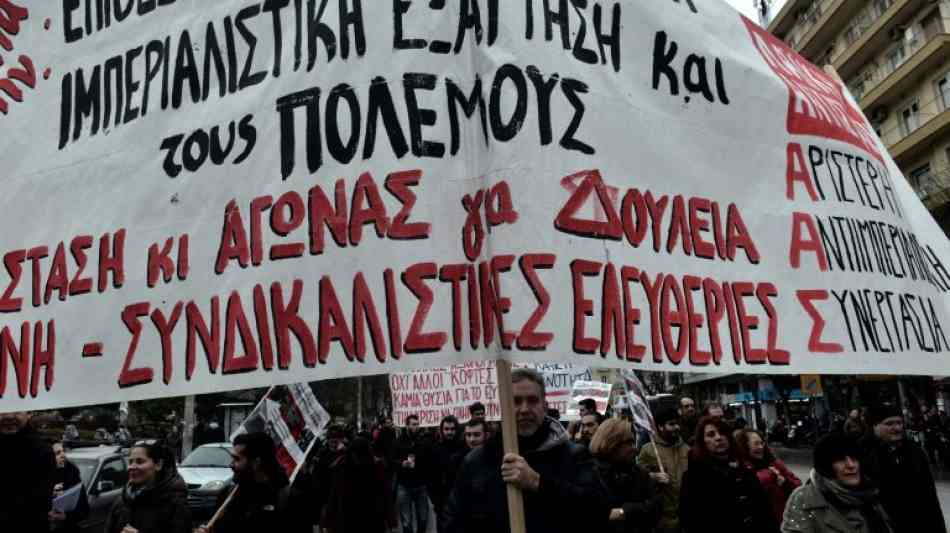Generalstreik in Griechenland legt am Mittwoch Schiffs- und Flugverkehr lahm