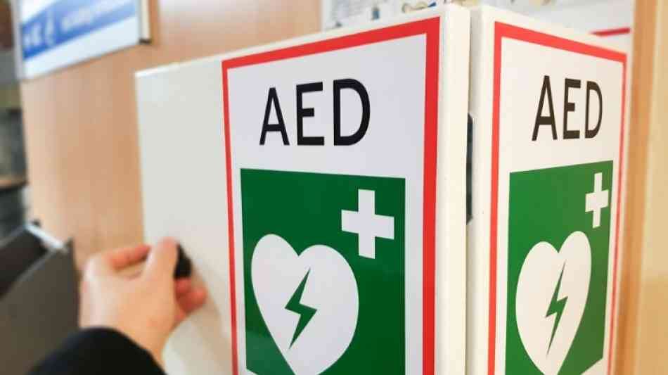 Björn-Steiger-Stiftung fordert mehr Defibrillatoren in Deutschland