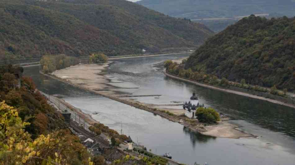 Bund gibt wegen Niedrigwassers im Rhein Teil der strategischen Ölreserve frei