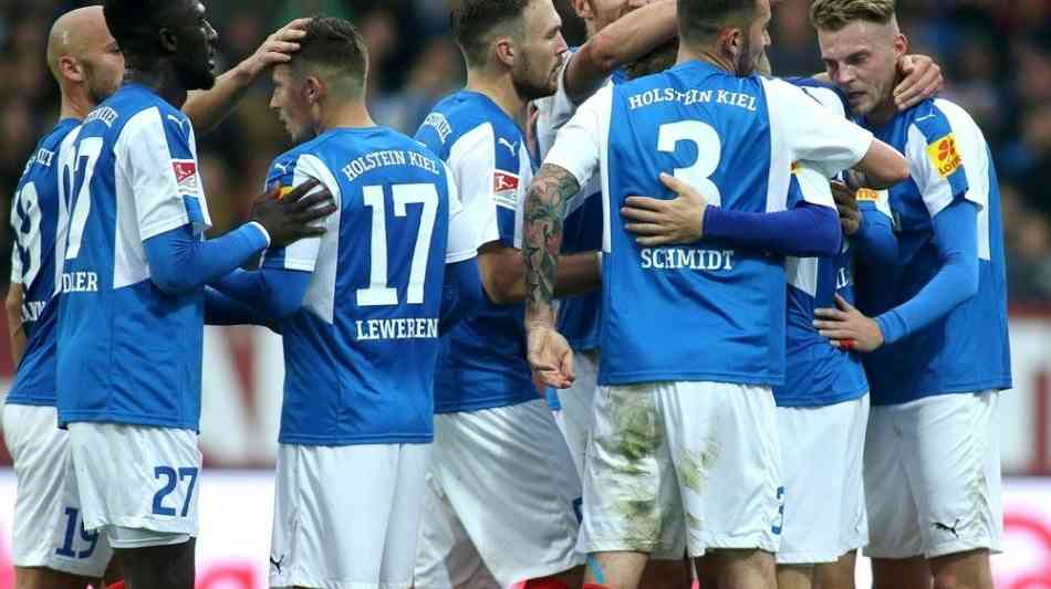 Fußball: Sieg gegen VfL Bochum: Holstein Kiel nun Tabellenführer