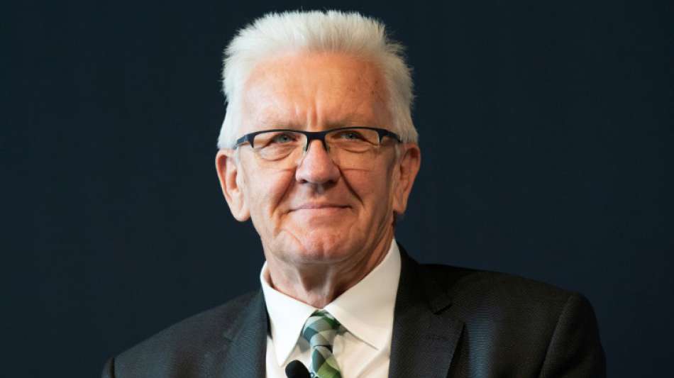 Kretschmann als Märchenonkel - Landesvater liest den "Grüffelo"