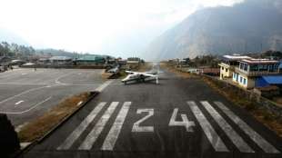 Drei Tote bei Flugzeugunglück am Mount Everest