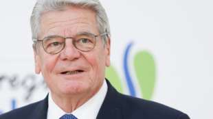 Ex-Bundespräsident Gauck nach Bootsunfall aus Seenot gerettet