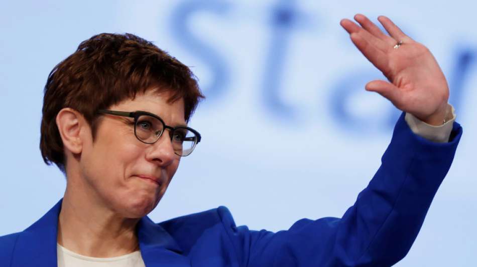 CDU beendet Parteitag mit Beratungen über 5G-Netzausbau und Digitalcharta