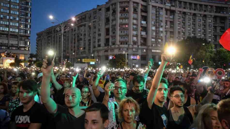 Bukarest: Tausende bei Demo gegen die Regierung