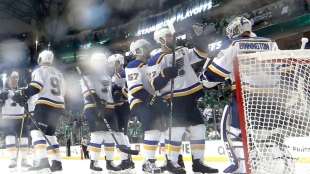 NHL: St. Louis zwingt Dallas in Spiel sieben