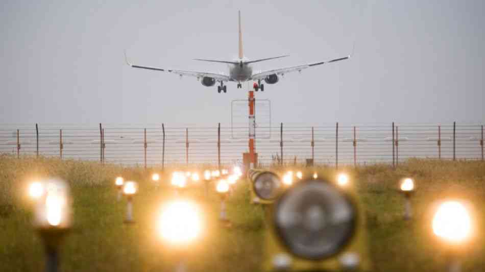 Beschwerden von Flugpassagieren im ersten Halbjahr deutlich gestiegen