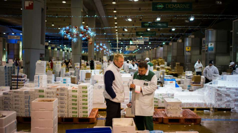 Pariser Lebensmittel-Großmarkt muss Särge aufnehmen