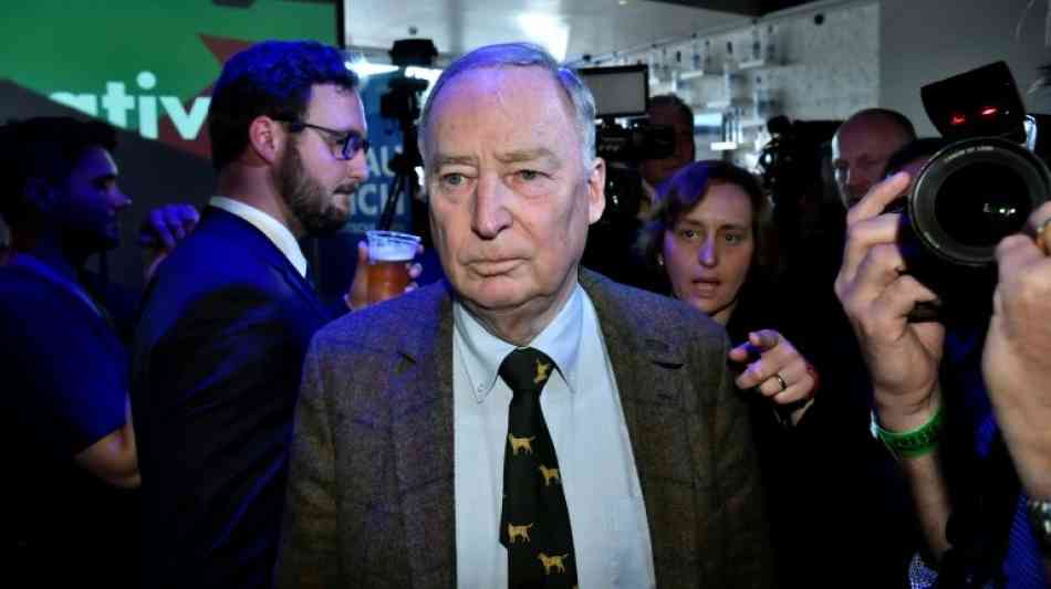 Gauland: AfD will als drittstärkste Partei Bundesregierung "jagen"