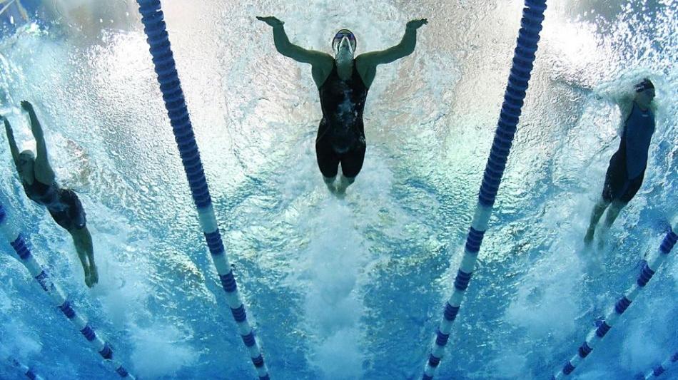 Schmidtke schwimmt in deutscher Rekordzeit ins Halbfinale