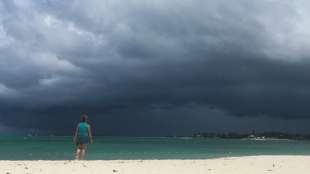 Tropensturm "Humberto" sucht Bahamas mit heftigen Wind und Regen heim