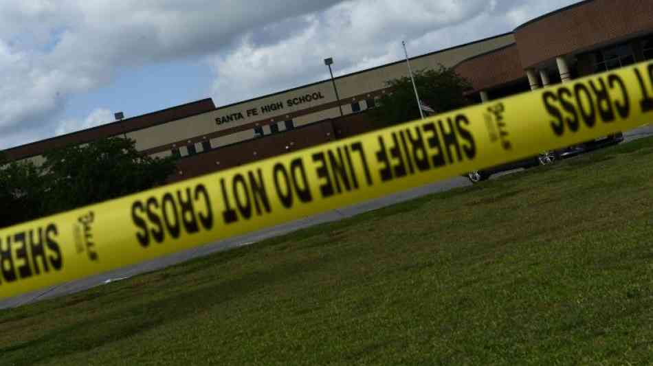 Schulmassaker in Texas - Santa Fe High School: Nun 13 Schwerverletzte