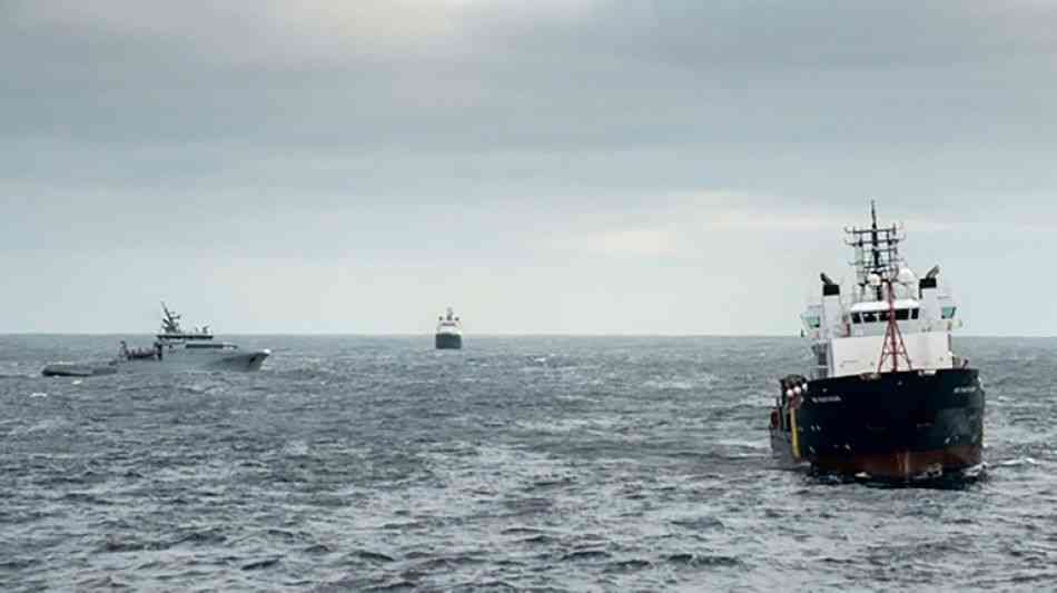 Frankreich kämpft weiter gegen Schweröl vor Atlantikküste