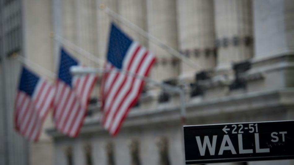 Dow Jones knackt die Marke von 22.000 Punkten