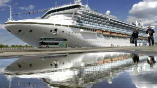 Kreuzfahrtschiff "Grand Princess" darf in Oakland andocken