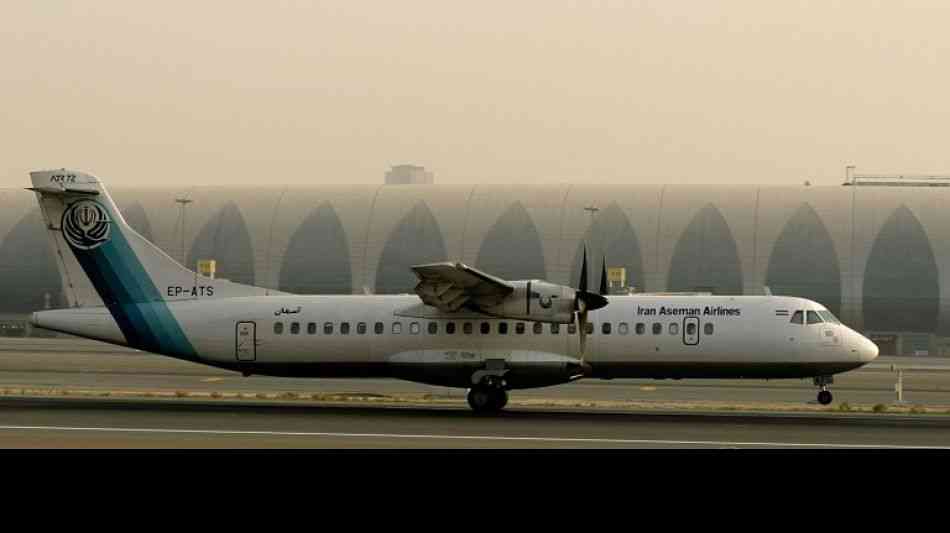 Isfahan: 66 Tote bei Absturz von Sepahan Passagierflugzeuge im Iran