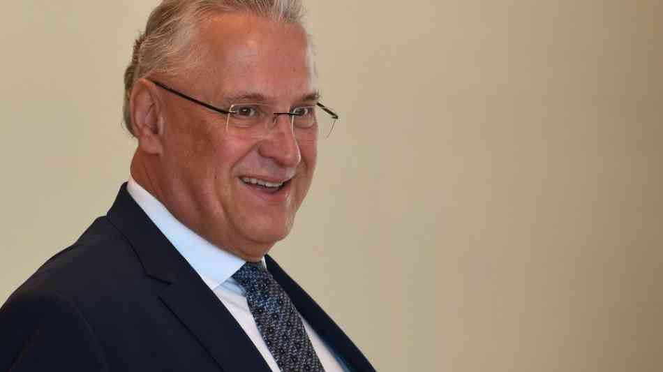 Bayerns Innenminister Herrmann unterstützt DFL