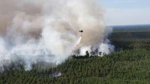 Großer Waldbrand in der Lieberoser Heide in Brandenburg derzeit unter Kontrolle