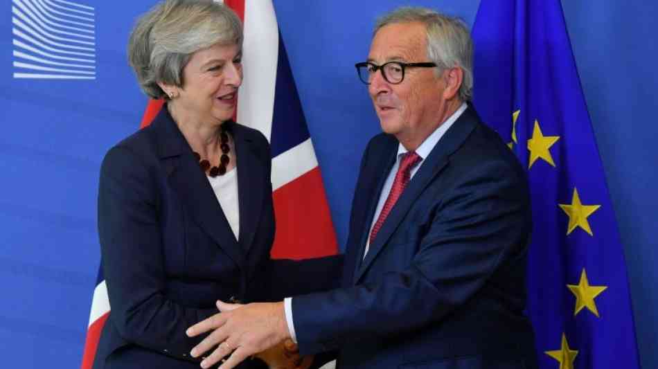 Britische Premierministerin May trifft Juncker in Brüssel