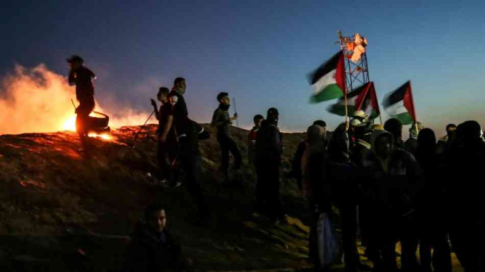 Tausende Palästinenser protestieren im Gazastreifen gegen Israel