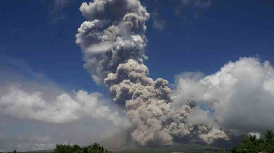 Philippinen: Tausende auf der Flucht vor Ausbruch des Vulkans Mayon