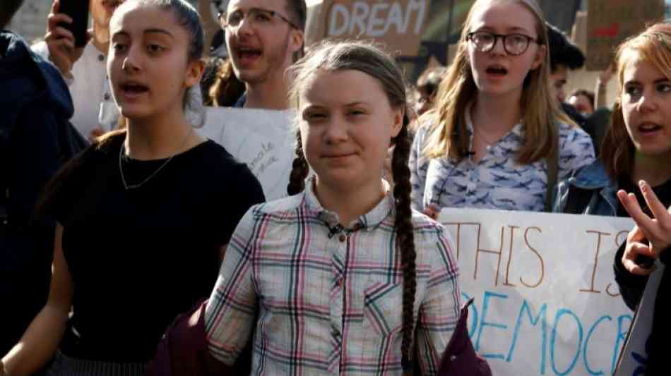 Schwedische Klimaaktivistin Greta Thunberg nimmt an Schülerdemo in Hamburg teil