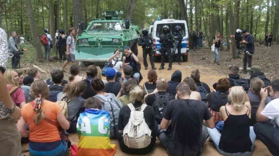 Polizei: Finale Räumung von Hambacher Forst beginnt