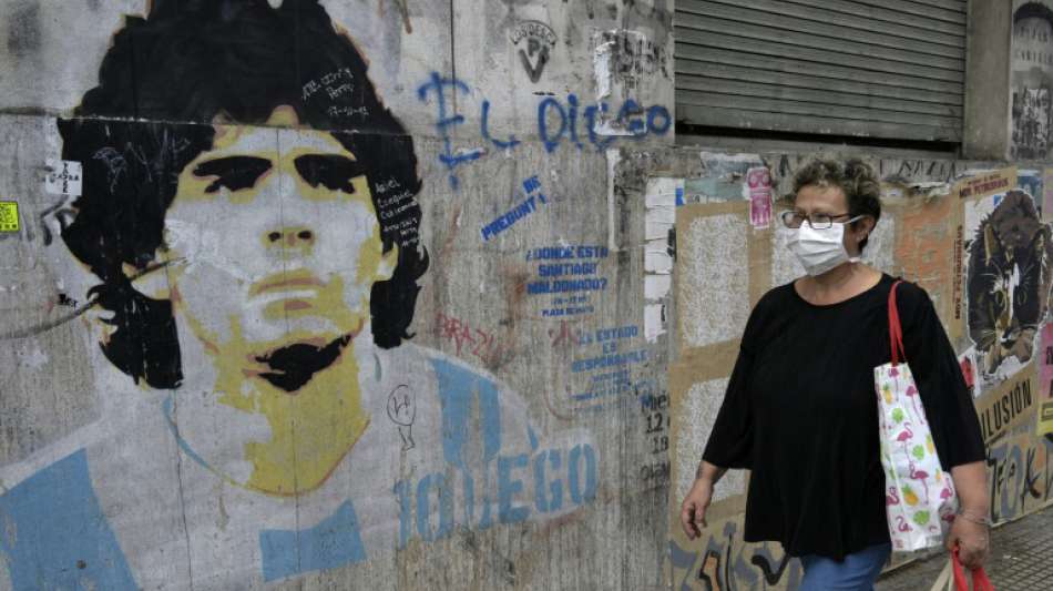 Maradona bittet "Hand Gottes" um Ende der Corona-Pandemie