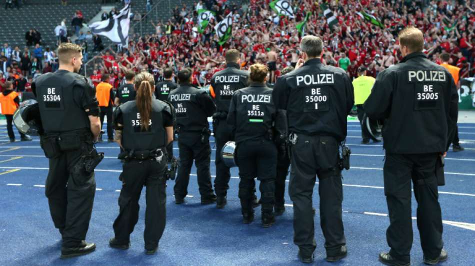 Deutsche Fußballliga überweist Bremen 1,17 Millionen Euro für Polizeieinsätze