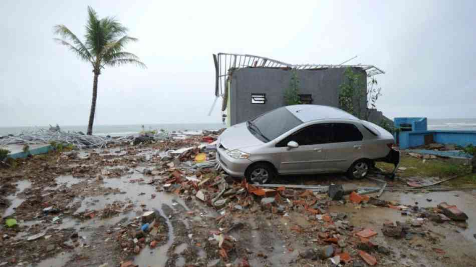 Zahl der Toten nach Tsunami-Katastrophe in Indonesien steigt auf 429