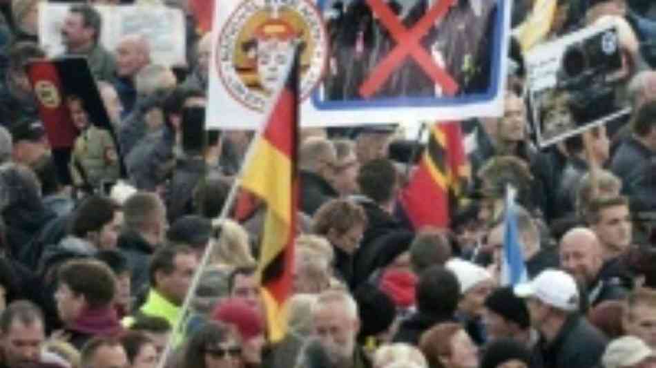 Akif Pirincci wegen angeblicher Hassrede bei Pegida vor Gericht