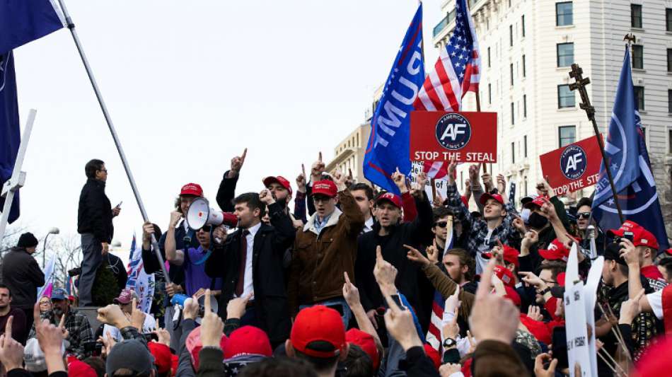 Tausende Trump-Anhänger protestieren erneut gegen Wahlergebnis