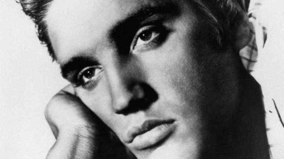 Elvis Presley erhält die Freiheitsmedaille des US-Präsidenten 