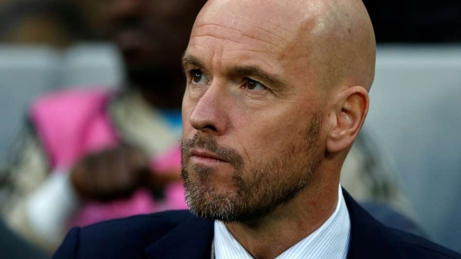 Ajax-Coach ten Hag stolz aber enttäuscht: "Fußball kann brutal sein"