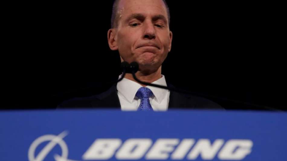 Boeing-Chef gibt Fehler im Umgang mit 737-MAX-Problemen zu