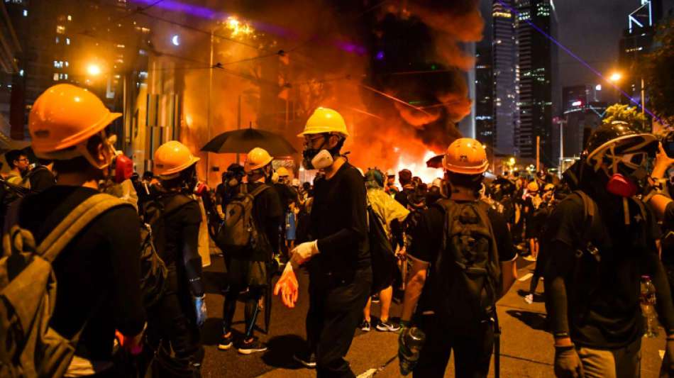 Zusammenstöße und Chaos bei Demonstrationen in Hongkong