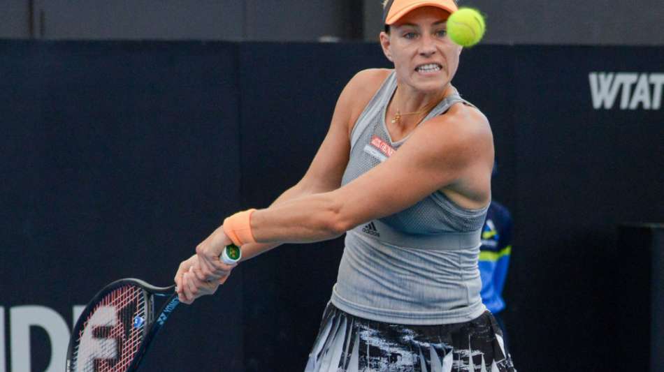 Sorgen vor Australian Open: Kerber gibt in Adelaide verletzt auf