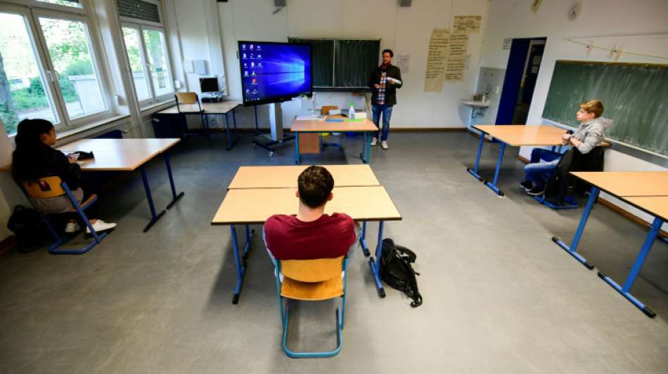 Lehrergewerkschaften mahnen Gesundheitsschutz bei Öffnung der Schulen an