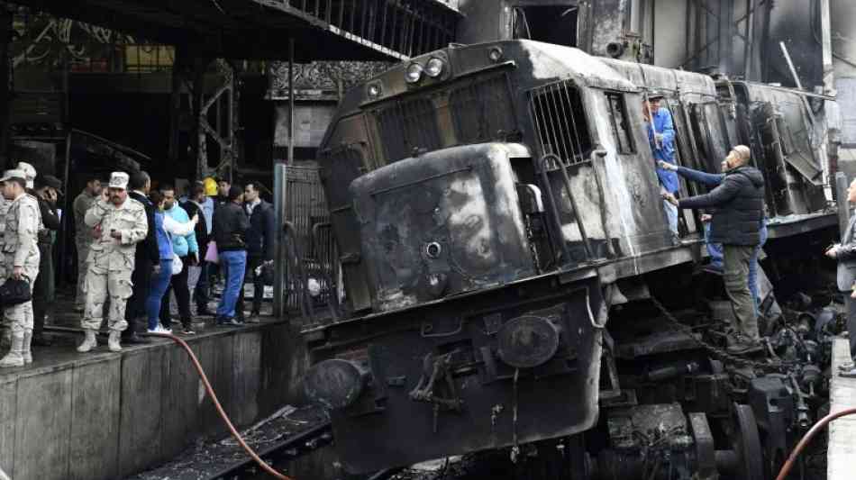 Mindestens 20 Tote bei Zugunglück und Brand in Kairos Hauptbahnhof
