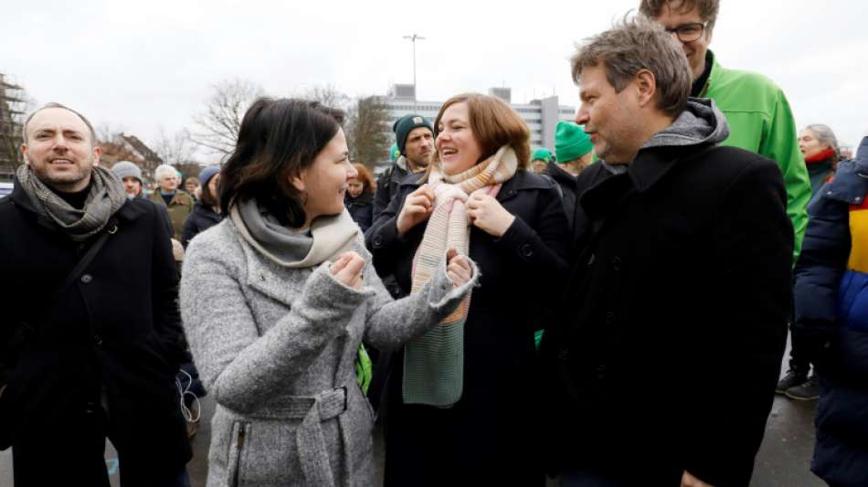 Grüne fordern Milliarden-Programme zur Abfederung der Corona-Folgen  