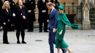 Harry und Meghan sagen in Westminster Abbey als Royals Goodbye