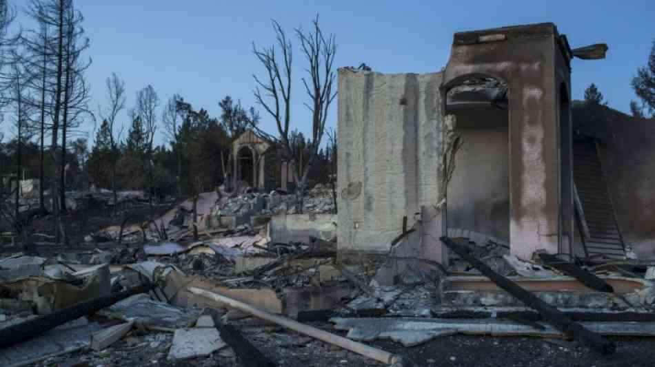 USA: Feuerwehr meldet Fortschritte im Kampf Waldbr