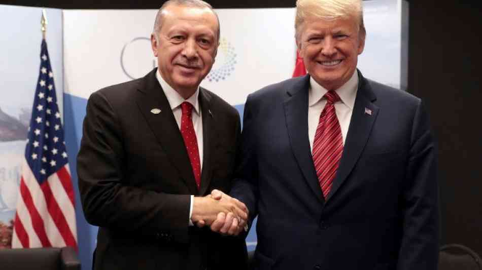 USA und Türkei wollen durch enge Abstimmung Machtvakuum in Syrien vermeiden