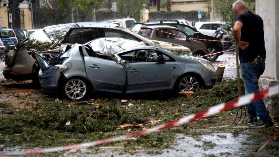 Zahl der Unwettertoten in Italien seit Montag auf zehn gestiegen
