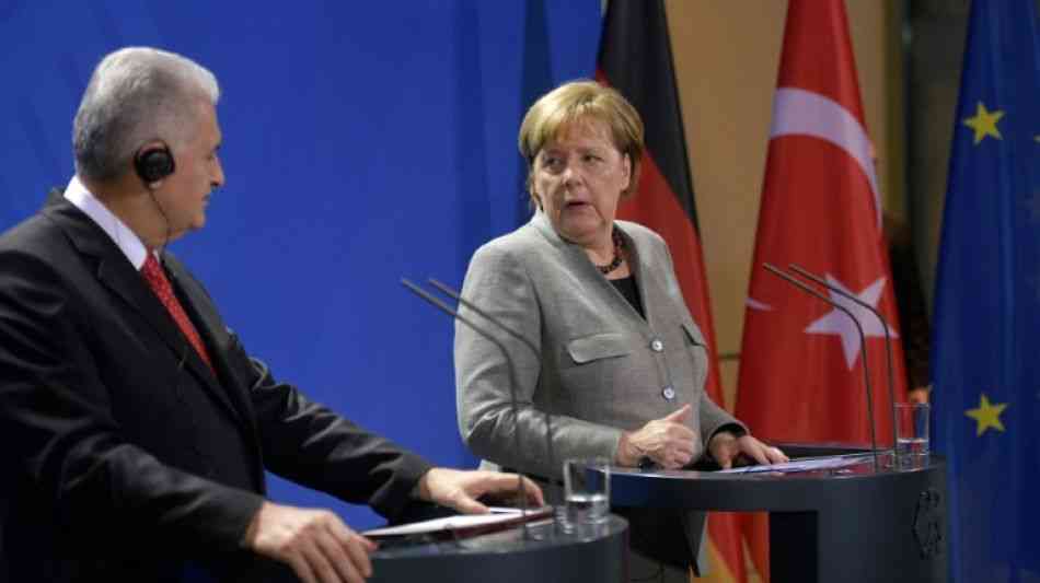 Merkel: Berlin und Ankara wollen Beziehungen intensivieren