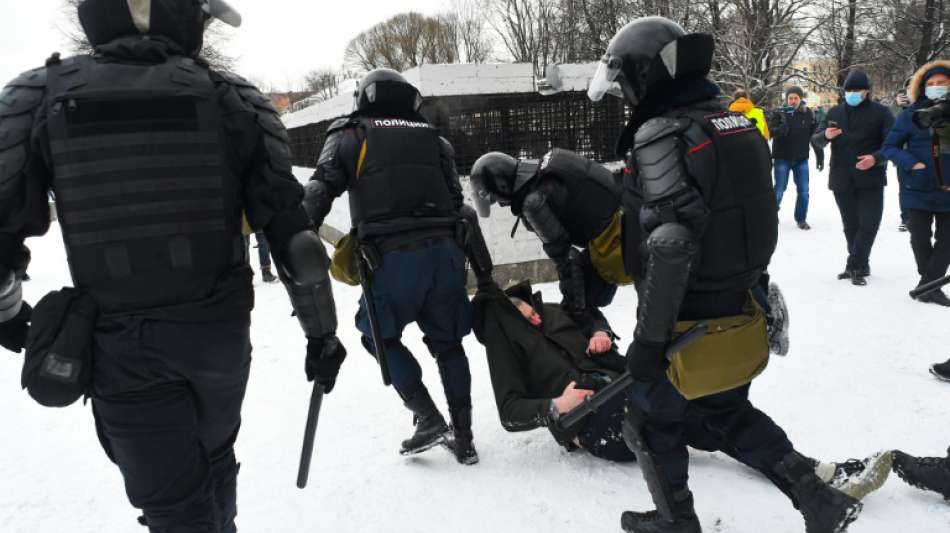 Russische Polizei geht erneut hart gegen Demonstranten vor