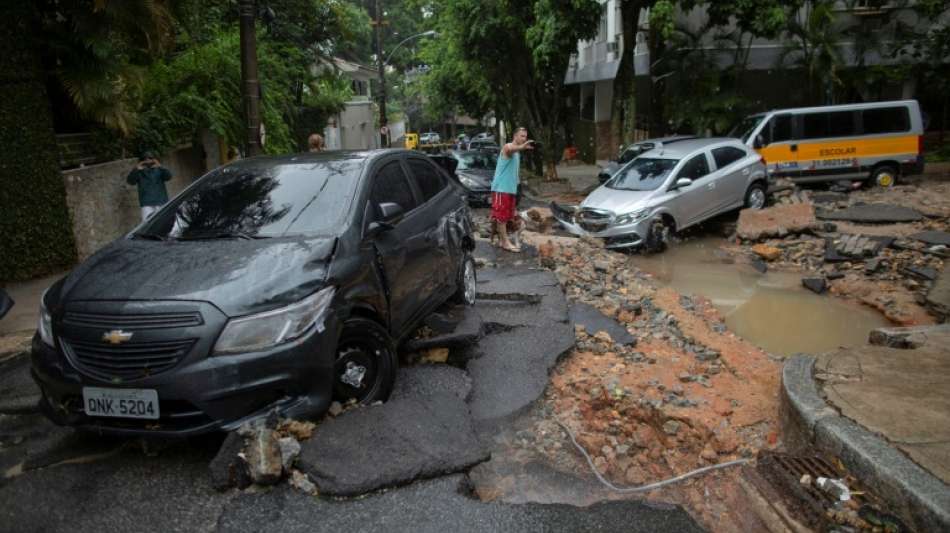 Mindestens zwei Tote bei Gebäudeeinsturz in Rio de Janeiro