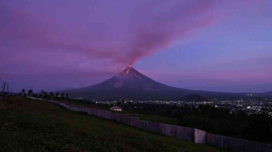 Wachsende Gefahr von Schlammlawine am Vulkan Mayon